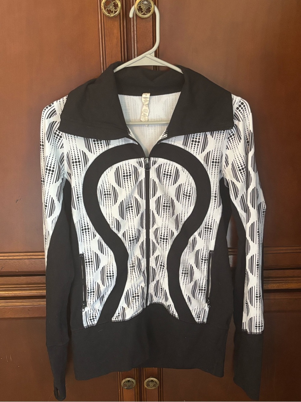 Lululemon Define Jacket Black White Geometric Print Size 6 Full Zip